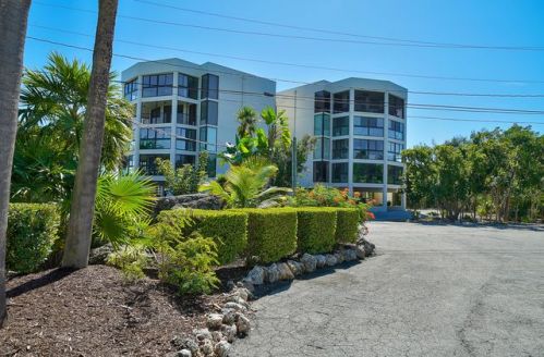 7101 Gulf Of Mexico Blvd, Marathon, FL 33050-3087