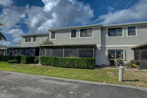 5274 Jog Ln, Delray Beach FL  33484-6621 exterior