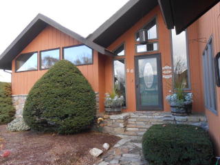 56 Sandra Ave, Plattsburgh, NY 12901-2428