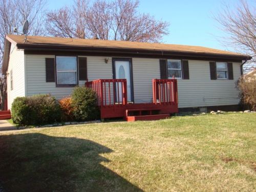 70 Zelkova Dr, Shelbyville, KY 40065-1824