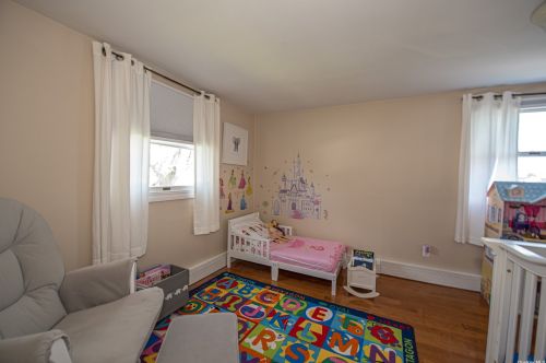 1051 Hamilton Ave, North Lindenhurst NY  11757-2130 exterior