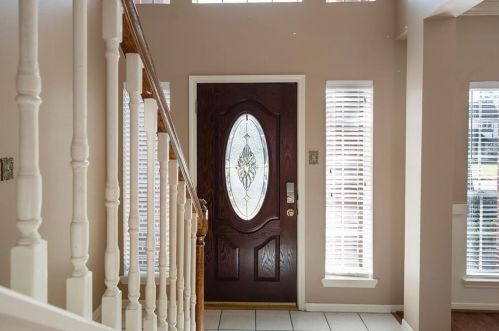 26 Windsor Dr, Conroe, TX 77304-2769