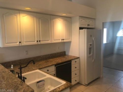 904 Belville Blvd, Naples FL  34104-6566 exterior