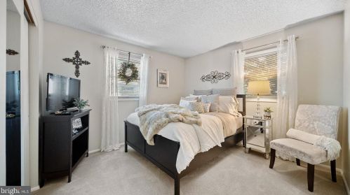 26 Pintinalli Dr, Trenton NJ  08619-1538 exterior