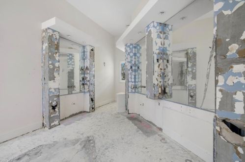 7834 Classics Dr, Naples FL  34113-3043 exterior