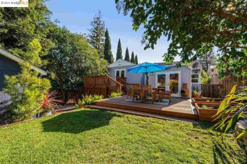 4434 Albert St, Oakland CA 94619-2721 exterior