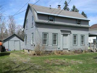 71 Mill St, Springville, NY 14141-1227