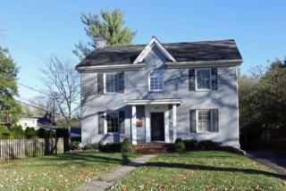 203 Hart Rd, Lexington, KY 40502-2326