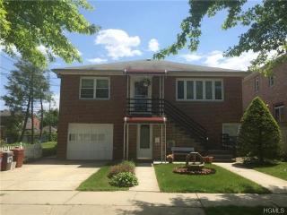 3260 Rawlins Ave, Bronx, NY 10465-1335