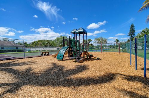 1772 Banyan Creek Cir, Boynton Beach FL  33436-4620 exterior