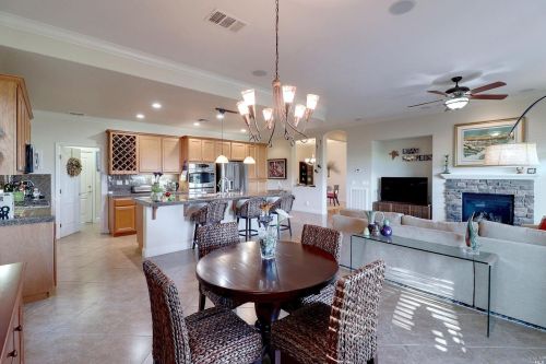 104 Riviera Dr, Rio Vista CA  94571-2243 exterior