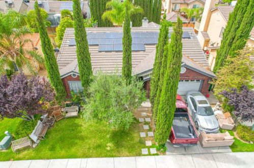461 Driftwood Ave, Los Banos, CA 93635-6329