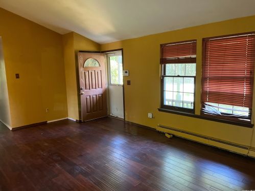 18 Northview Trl, Panamoka, NY 11961-1805