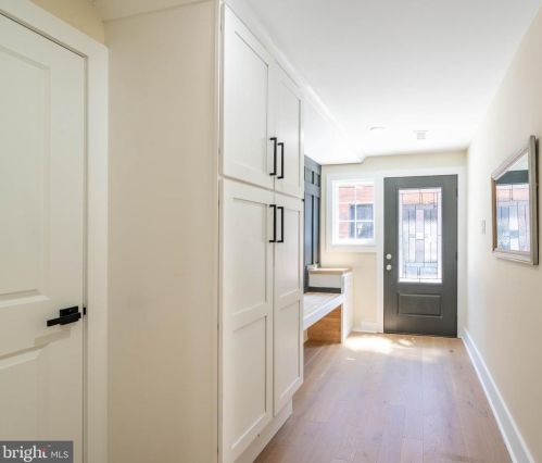 1250 Columbia Ave, Philadelphia PA 19125-2602 exterior