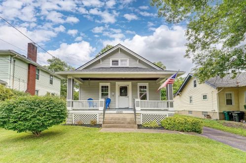 1634 Beacon St, Cincinnati, OH 45230-2063