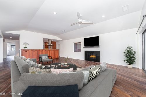 495 Rodeo Rd, Sedona AZ  86336-3369 exterior