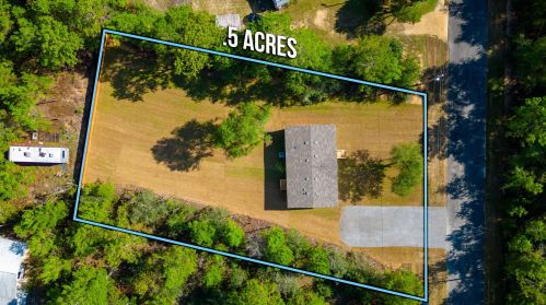 24 Roman Rd, Defuniak Springs, FL 32433-6882
