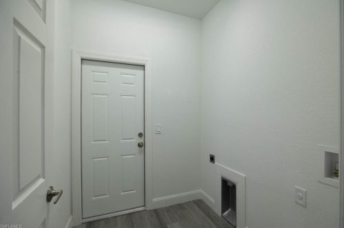 448 Rayneta St, Lehigh Acres FL 33974-0491 exterior