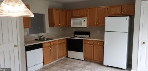 3 Saddle Ridge Ct, Wilmington DE  19808-2736 exterior