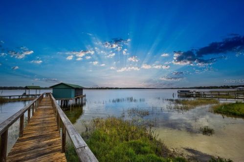 10685 Sunset Harbor Rd, Summerfield, FL 34491-7621
