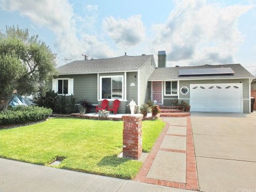 2240 Mcnab Ave, Long Beach, CA 90815-3340