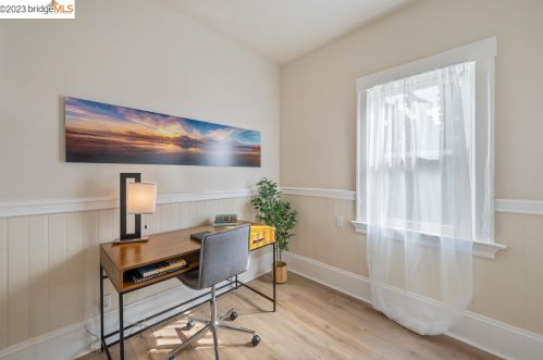 2122 Sacramento St, Berkeley CA  94702-1905 exterior