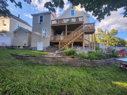 11 Jefferson St, Nashua NH  03064-2429 exterior