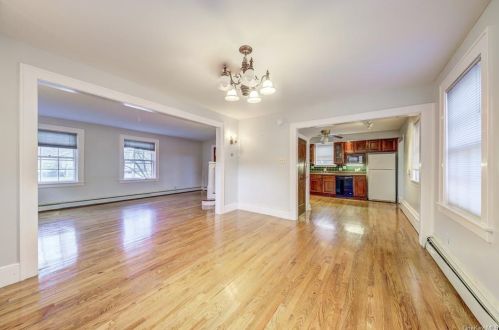 140 Main St, Port Jervis NY  12771-2114 exterior