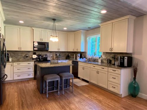 281 Ashburnham Rd, New Ipswich, NH 03071-4004