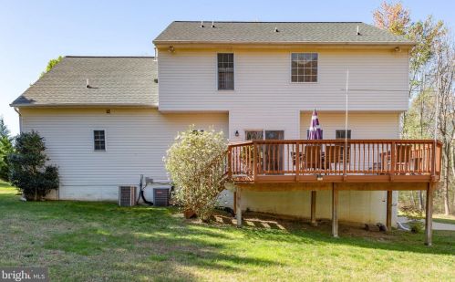 7201 Cattail Ct, Fredericksburg VA  22407-2503 exterior