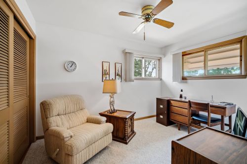 3231 85, Milwaukee WI 53227-4616 exterior