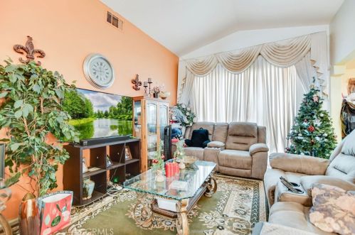 13217 La Salle Cir, Victorville, CA 92392-7294