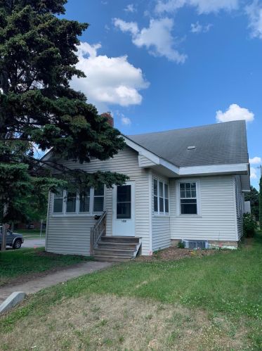 1438 Asbury St, Saint Paul, MN 55108-2434