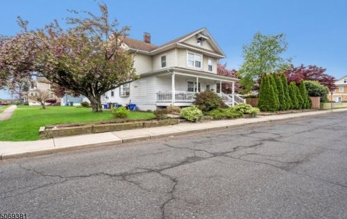 703 Washington Ave, Manville NJ  08835-1858 exterior