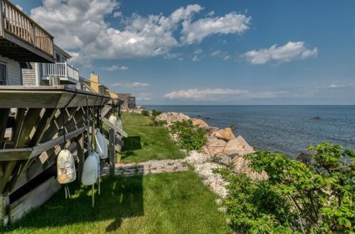 48 Ocean Spray Ave, South Kingstown, RI 02882-5831