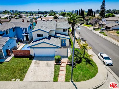 17503 Sandlake Ave, Long Beach, CA 90746-1522