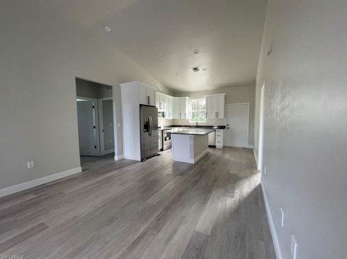 2922 12th Ave, Naples FL  34120-3533 exterior
