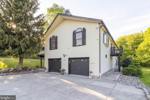 1415 Bullens Ln, Woodlyn, PA 19094-1421