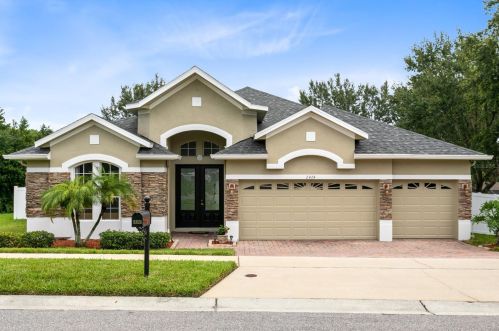 2424 Pond Cove Way, Apopka FL  32712-4886 exterior