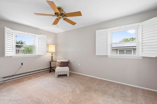 33 Watkins Rd, Bricktown NJ  08724-2446 exterior