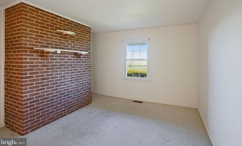 10711 Kettle Run Rd, Nokesville VA  20181-1715 exterior