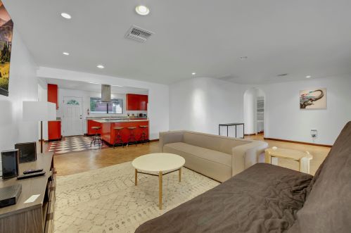 51705 Avenida Madero, La Quinta CA  92253-3114 exterior