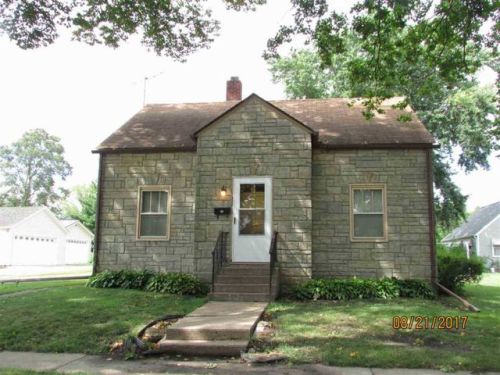 312 2nd St, Buchanan, IA 52772-1806