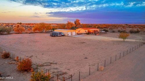 26748 187th Ave, Wittmann, AZ 85361-9413