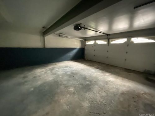 3821 Gomer St, Yorktown Hgts NY  10598-1724 exterior