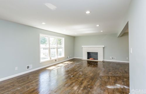 248 Milltown Rd, East Brunswick, NJ 08816-2255