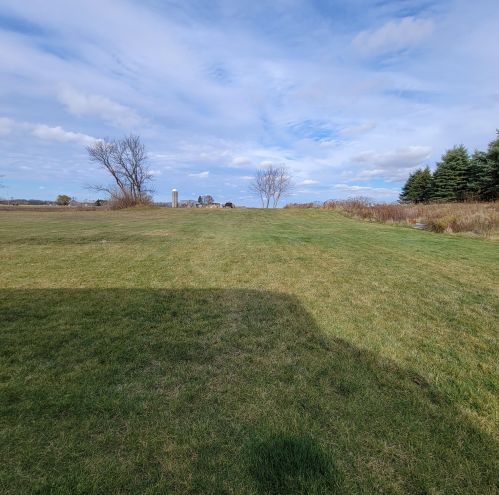 2525 Stoney Brook Ct, Manitowoc WI  54220-8640 exterior