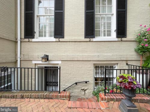 3100 N St, Washington, DC 20019-2143