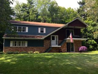 150 Pine Springs Dr, Ticonderoga, NY 12883-2516