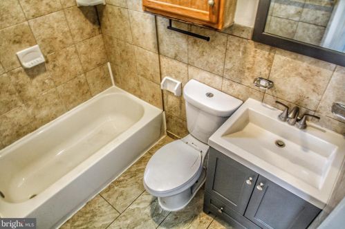 3824 Darien St, Philadelphia PA  19148-0053 exterior